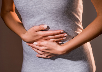 Trávení po Vánocích - proč nás trápí těžký žaludek a nadýmání